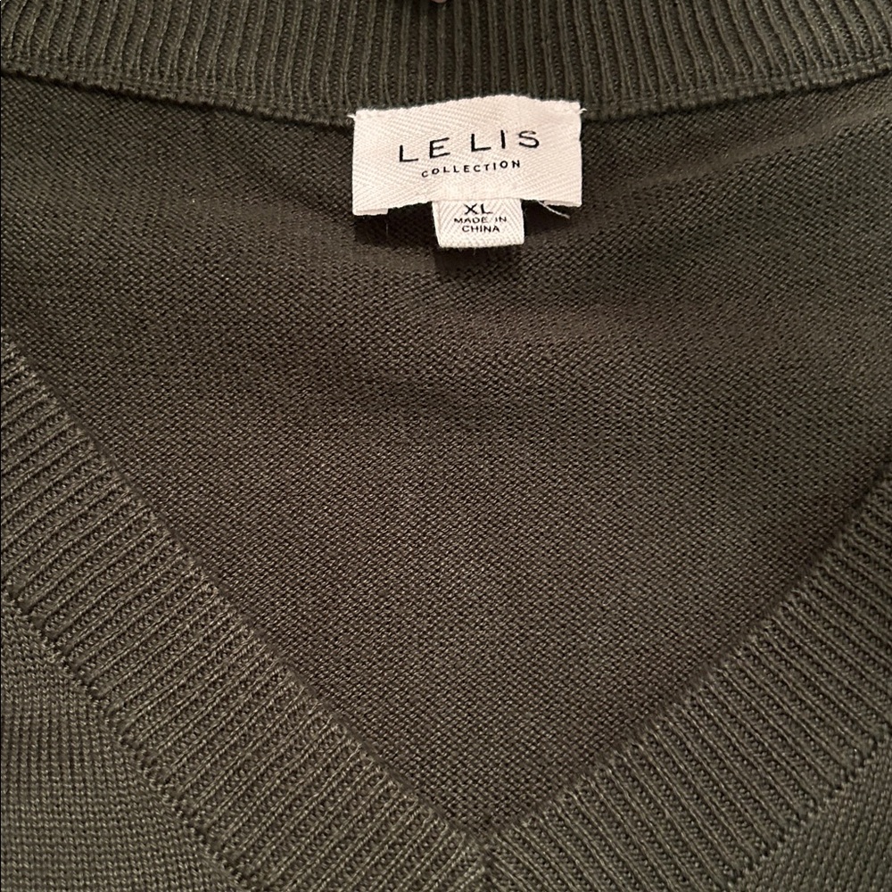 LE LIS sz XL Green Knit Cotton blend V-neck Sweater NWOTS - Picture 6 of 9